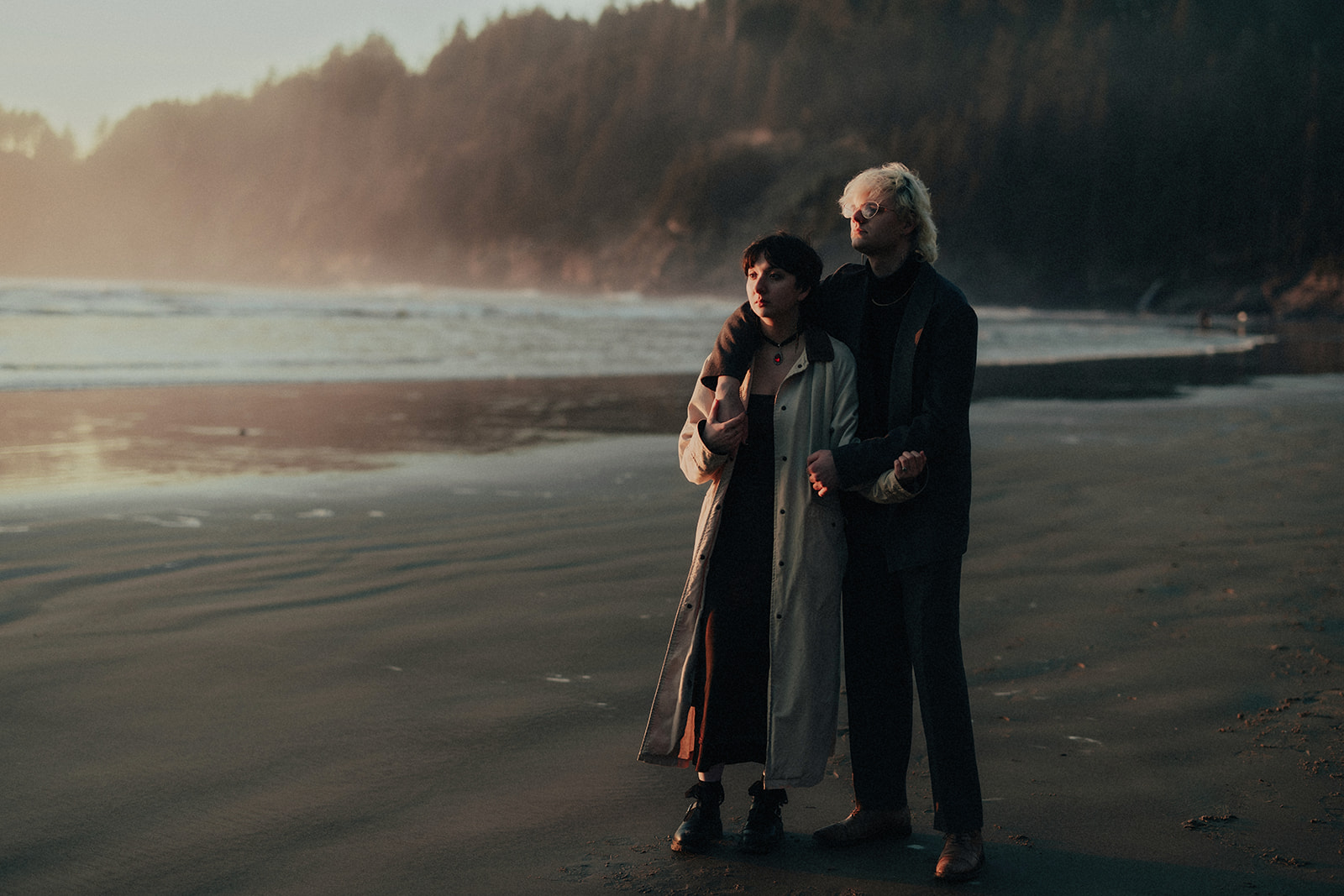 Shortsand Beach Couples Photos